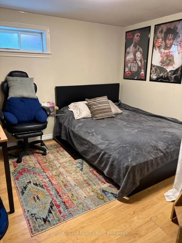 Additional image 17 of 64 Harold Crt