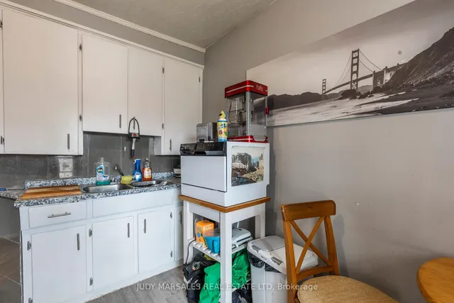 Additional image 16 of 402 Dundurn St