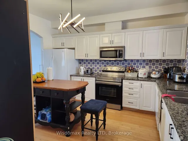 Additional image 9 of 31 Sunvale Pl Unit 5