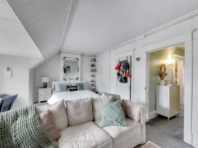 Additional image 20 of 198 Howard Park Ave