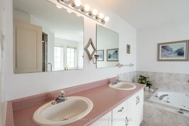 Additional image 29 of 22 BRIDGEPORT Cres