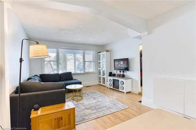 Additional image 14 of 279 Park St