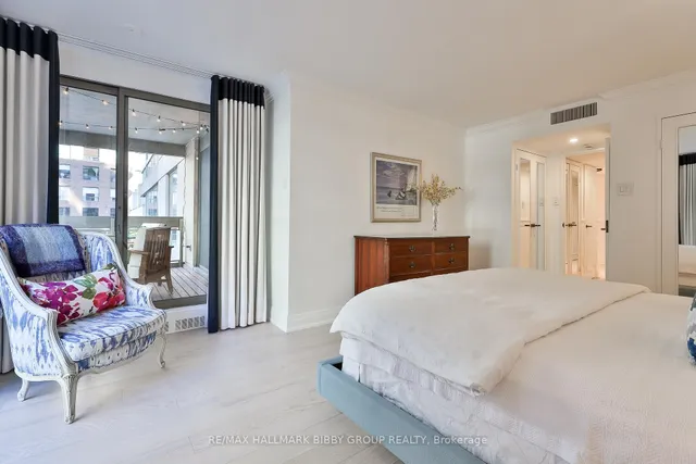 Additional image 3 of 61 St Clair Ave Unit 206