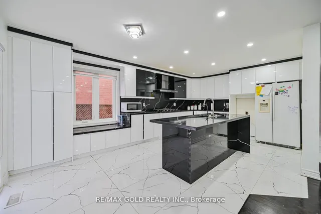 Additional image 15 of 247 Cresthaven Rd