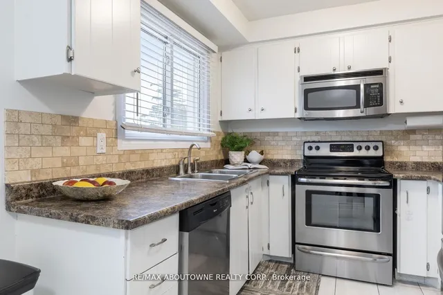 Additional image 16 of 11 Harrisford St Unit 100