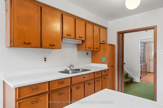 Additional image 18 of 8 Keane Ave