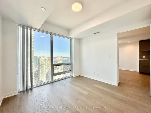 Additional image 5 of 88 Harbour St Unit 3605