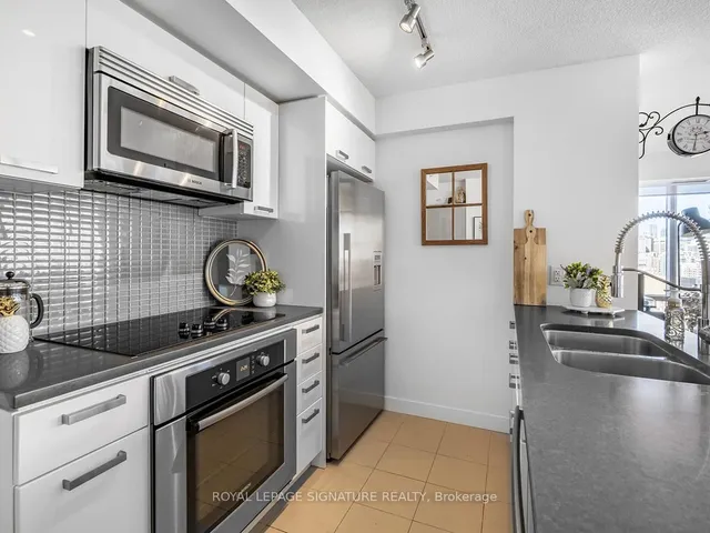 Additional image 11 of 295 Adelaide St Unit 1804