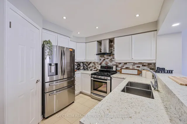 Additional image 20 of 901 Farmstead Dr