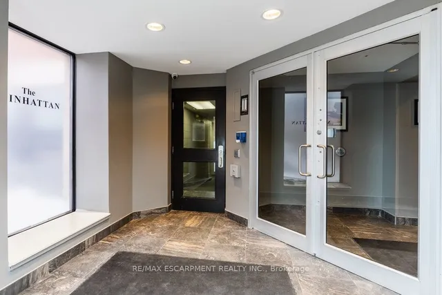 Additional image 3 of 50 MAIN St Unit 412