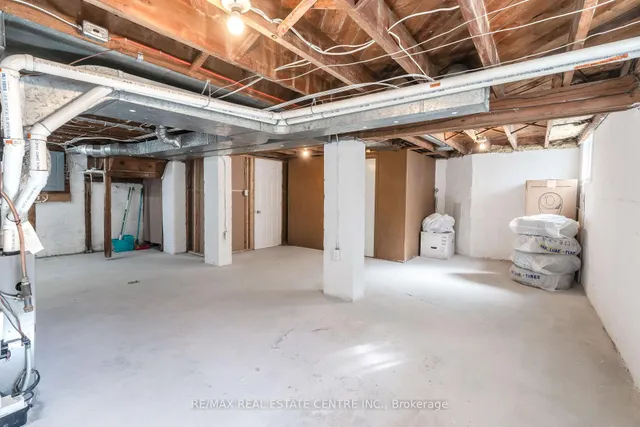 Additional image 30 of 76 Cloverhill Rd