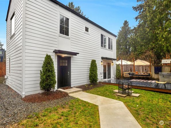 712 NW 95th Street, Seattle, WA 98117