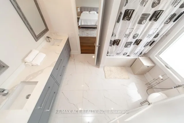 Additional image 20 of 44 Muir Dr