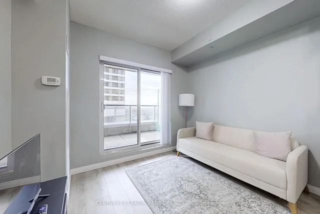 Additional image 20 of 2152 Lawrence Ave Unit 207