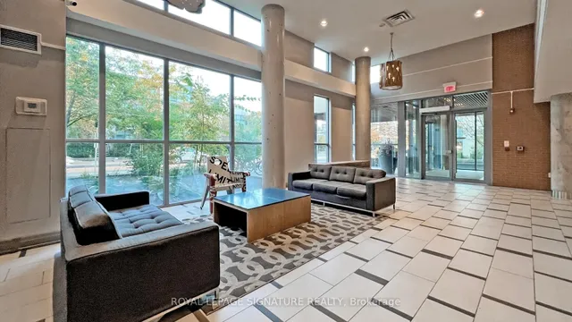 Additional image 3 of 25 Cole St Unit 1906