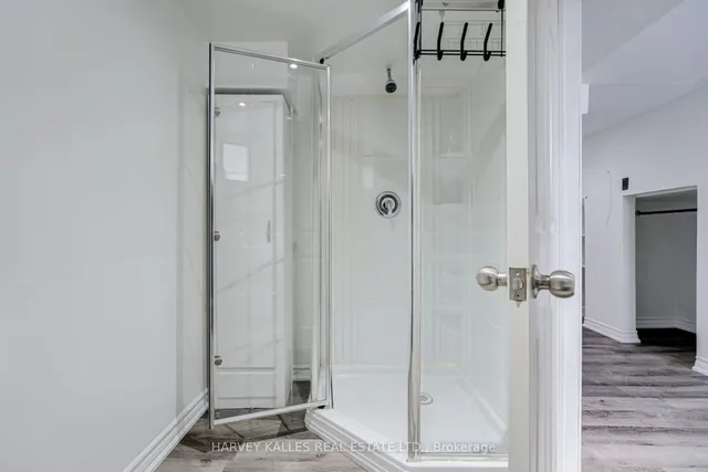 Additional image 22 of 562 Royal York Rd