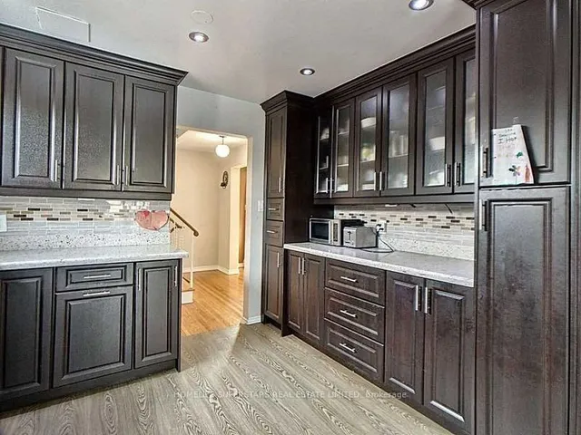 Additional image 8 of 28 Bramhall Crt