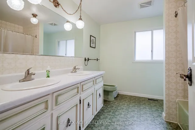 Additional image 22 of 28 Wilkins Dr