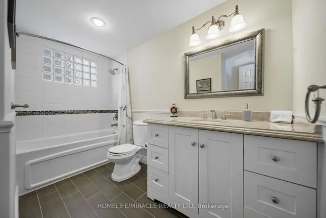 Additional image 9 of 38 River View Dr