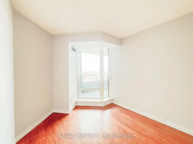 Additional image 32 of 300 Alton Towers Circ Unit 1601