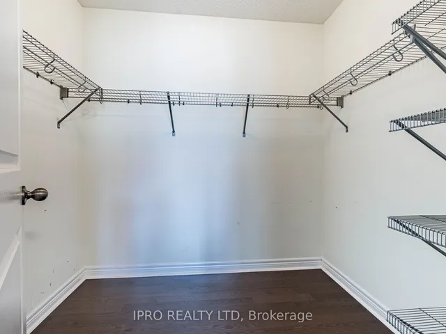 Additional image 27 of 42 Monument Tr