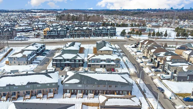 Additional image 41 of 7 Pony Way