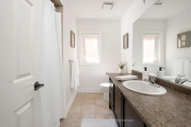 Additional image 39 of 532 Amarone Crt