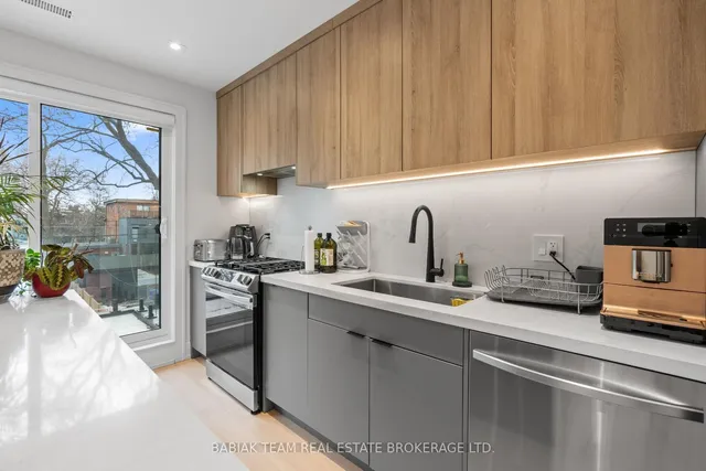 Additional image 4 of 37 Boustead Ave