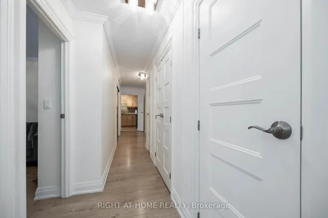 Additional image 13 of 151 La Rose Ave Unit 807