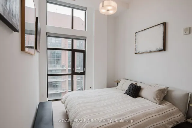 Additional image 20 of 118 King St Unit LPH13