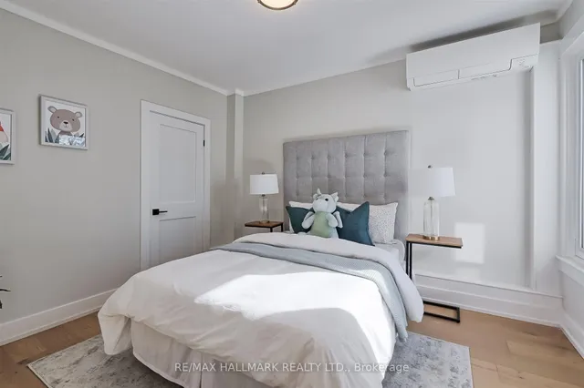 Additional image 15 of 263 Withrow Ave