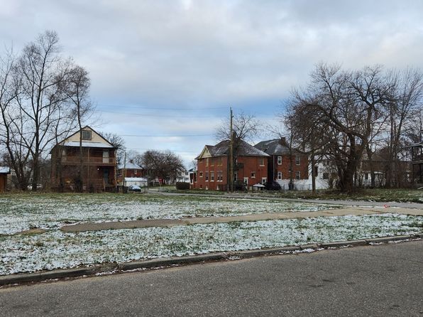 3063 Seyburn St, Detroit, MI 48214