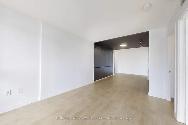 Additional image 11 of 10 Capreol Crt Unit 1502