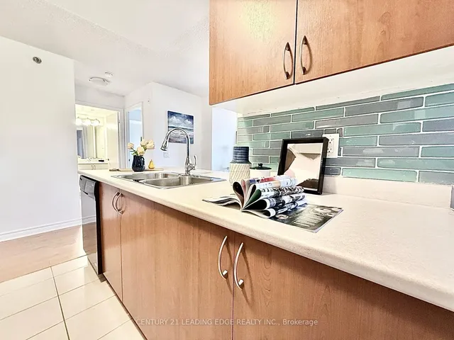 Additional image 4 of 35 Saranac Blvd Unit 317