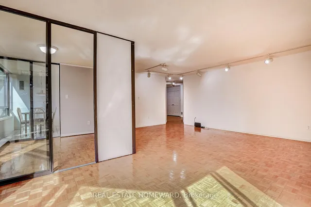 Additional image 10 of 280 Simcoe St Unit 507A