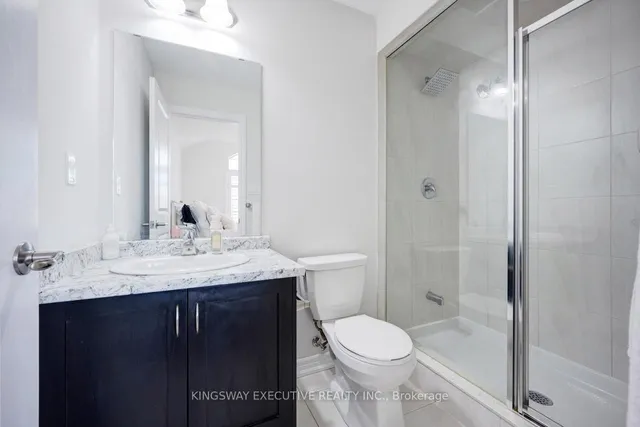 Additional image 26 of 12 ACTION Dr