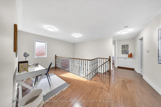 Additional image 6 of 19 Grosbeak Cres