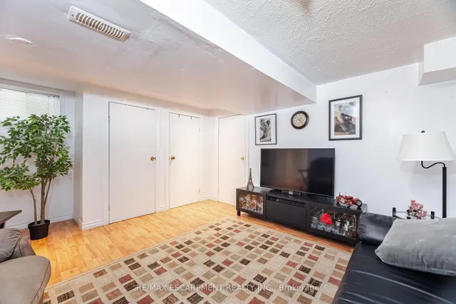 Additional image 39 of 25 Belgravia Ave