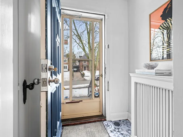 Additional image 40 of 8 Kingsgarden Rd