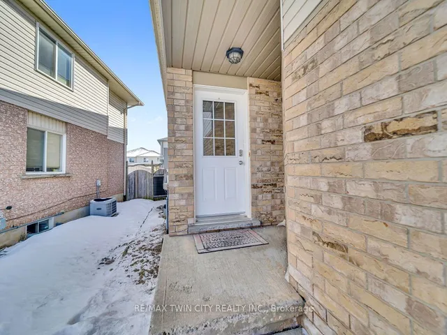 Additional image 3 of 142 Snowdrop Cres