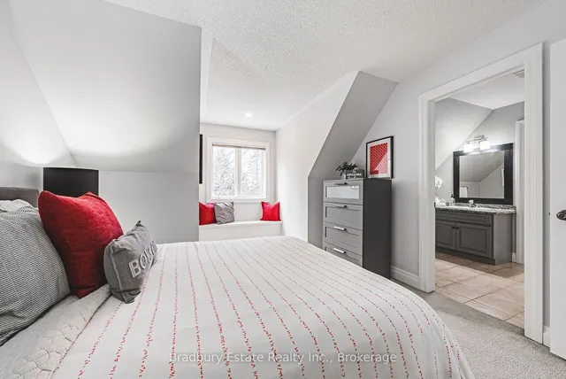 Additional image 26 of 18 Palomino Dr