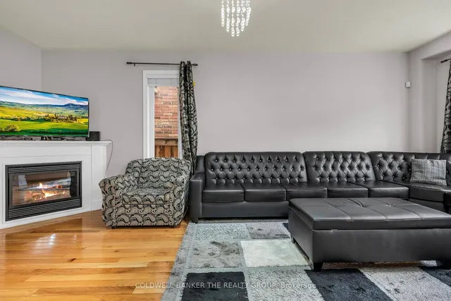 Additional image 8 of 5 Amaryllis Dr