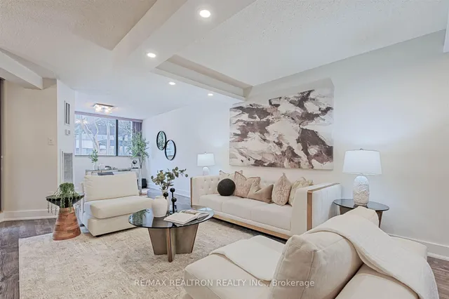 Additional image 6 of 15 Mcmurrich St Unit 204