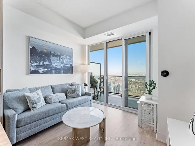 Additional image 7 of 70 Annie Craig Dr Dr Unit 5308