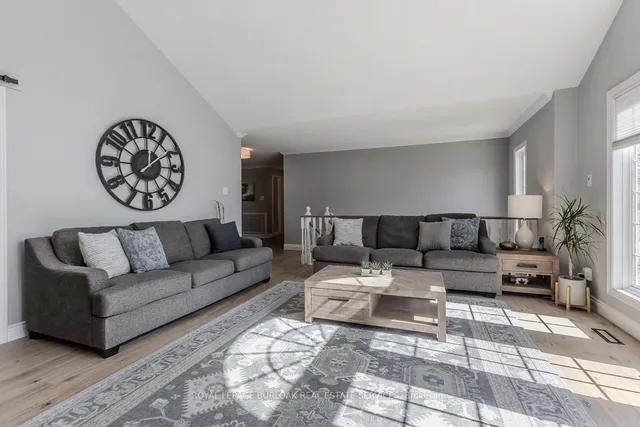 Additional image 17 of 2031 Foster Crt