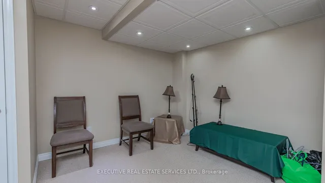 Additional image 40 of 1129 Meighen Way