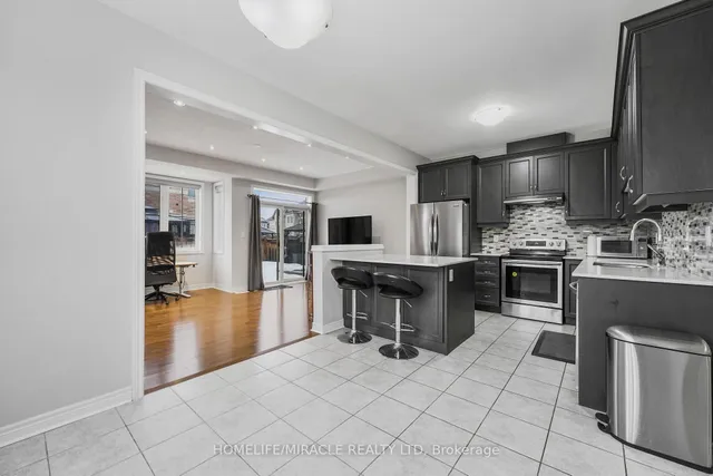 Additional image 12 of 34 Bernadino St