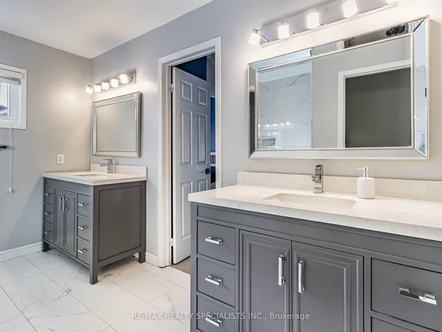 Additional image 29 of 44 Hollybush St