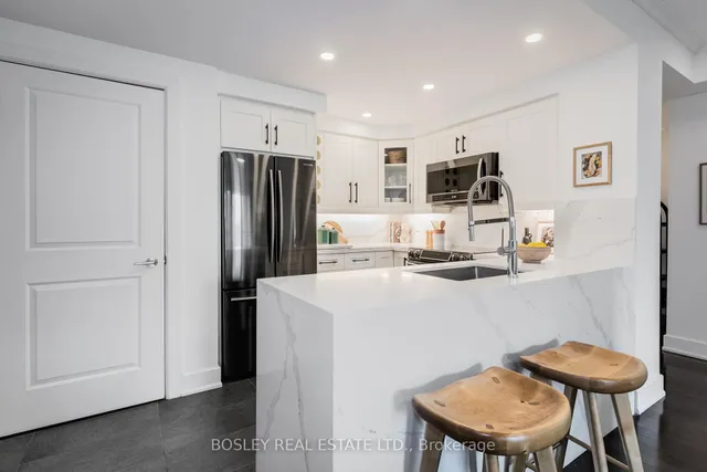 Additional image 6 of 38 Fontenay Crt Unit 901