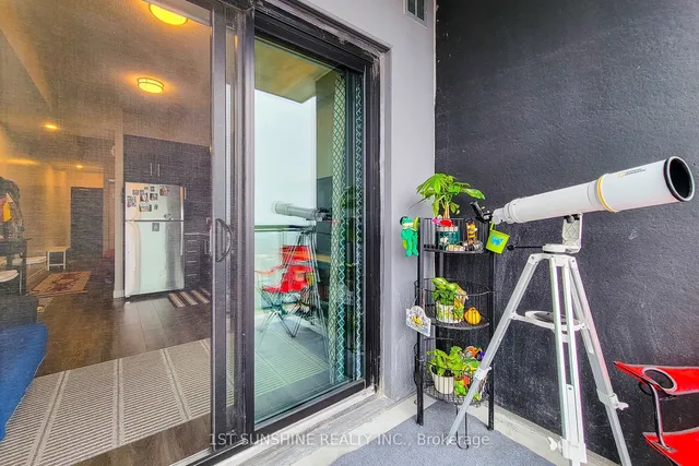 Additional image 21 of 15 Queen St Unit 1703